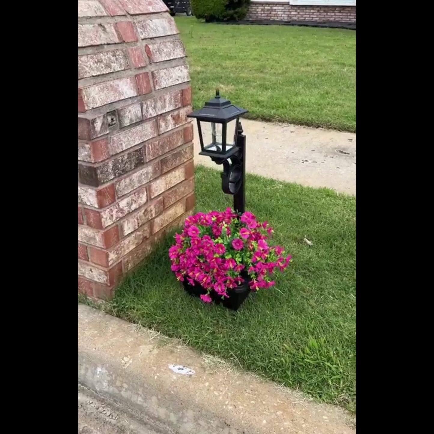 Solar-Powered Garden Street Lamp with Decorative Flower Pot - Parry's Picks