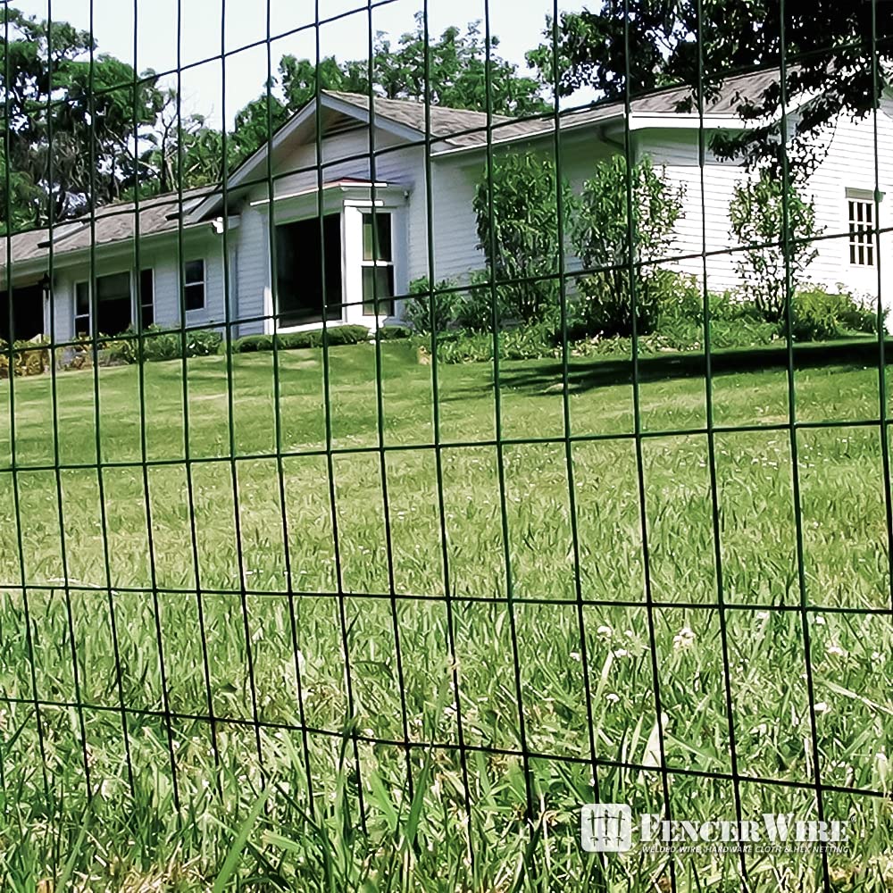 Fencer Wire 16 Gauge IndustrialGrade UltraVinylCoated Welded Wire Mesh FenceApplications