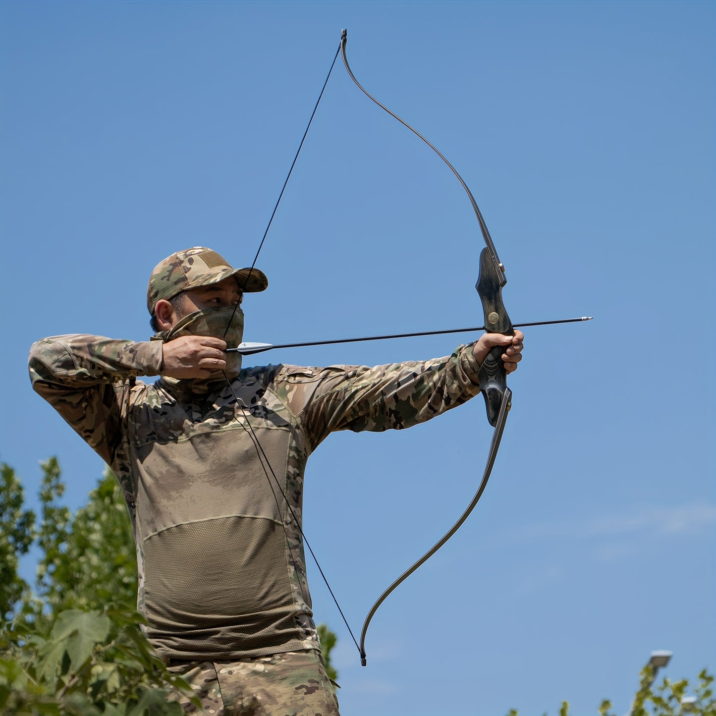 1pc Right-Handed Wooden Recurve Bow Set for Adults - 60" Takedown Archery Bow with 30-50lbs Pull, Ideal for Hunting and Target Practice - For Archery Enthusiasts - Suitable for Independence Day, Labor Day, Father'S Day