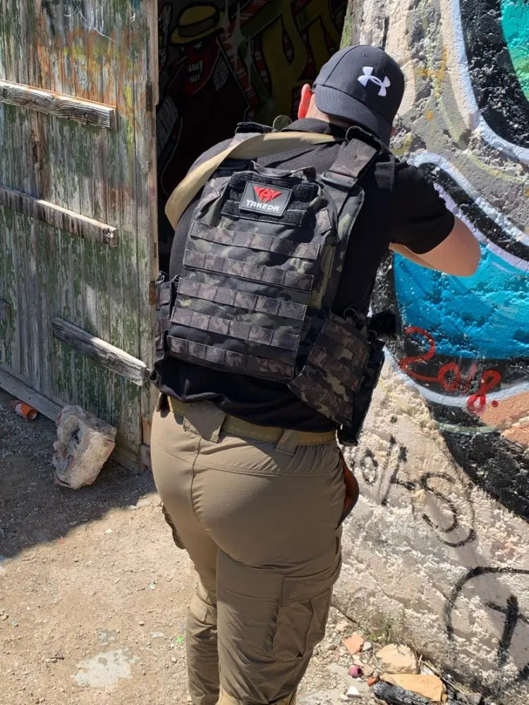 YAKEDA Quick Release Tactical Vest With Adjustable MOLLE System - Parry's Picks