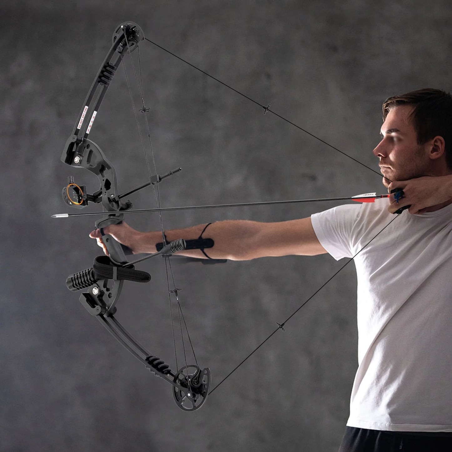 Right Handed Compound Bow Kit With 12 Arrows 30-55lbs