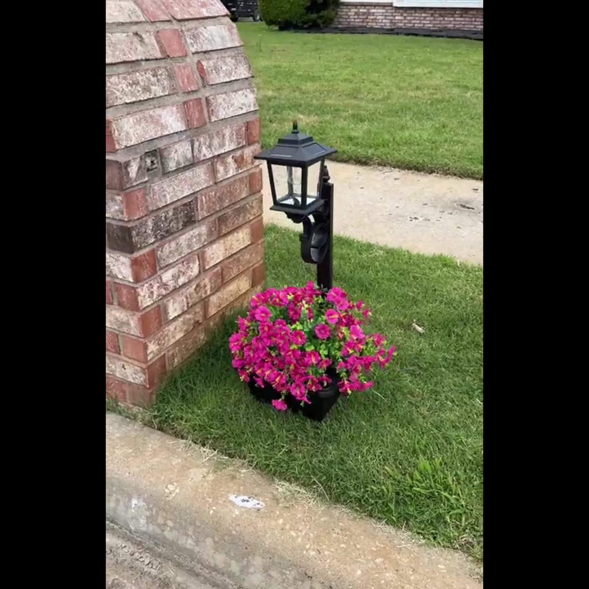 Solar-Powered Garden Street Lamp with Decorative Flower Pot - Parry's Picks